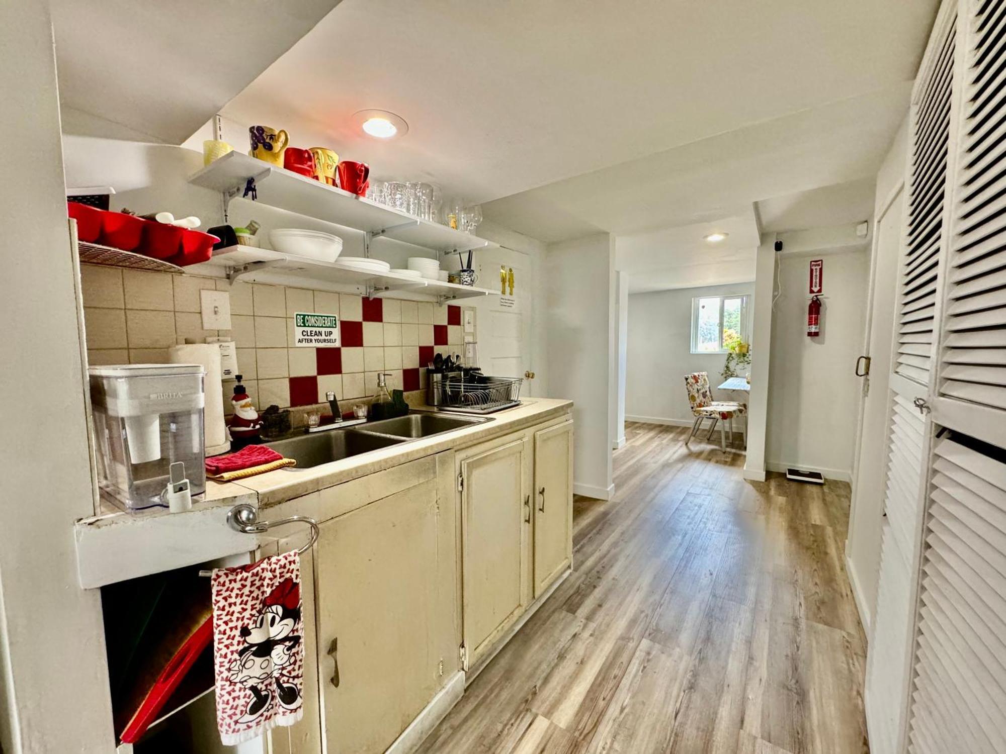 Private Room With Two Twin Beds Air Conditioning And Shared Bathrooms Located Near Seatac Airport And Downtown Seattle Exterior foto